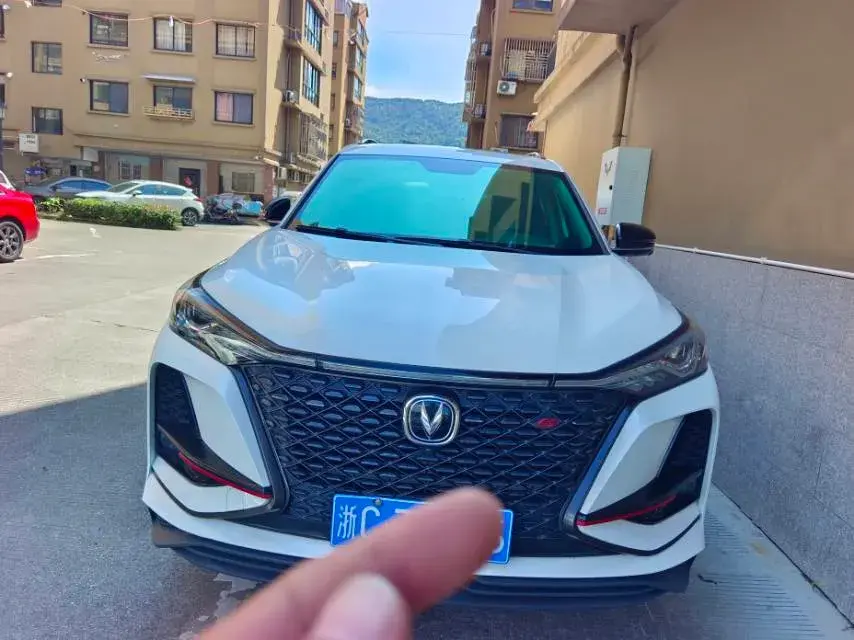 2021 CHANGAN CS75 thumbnail 2