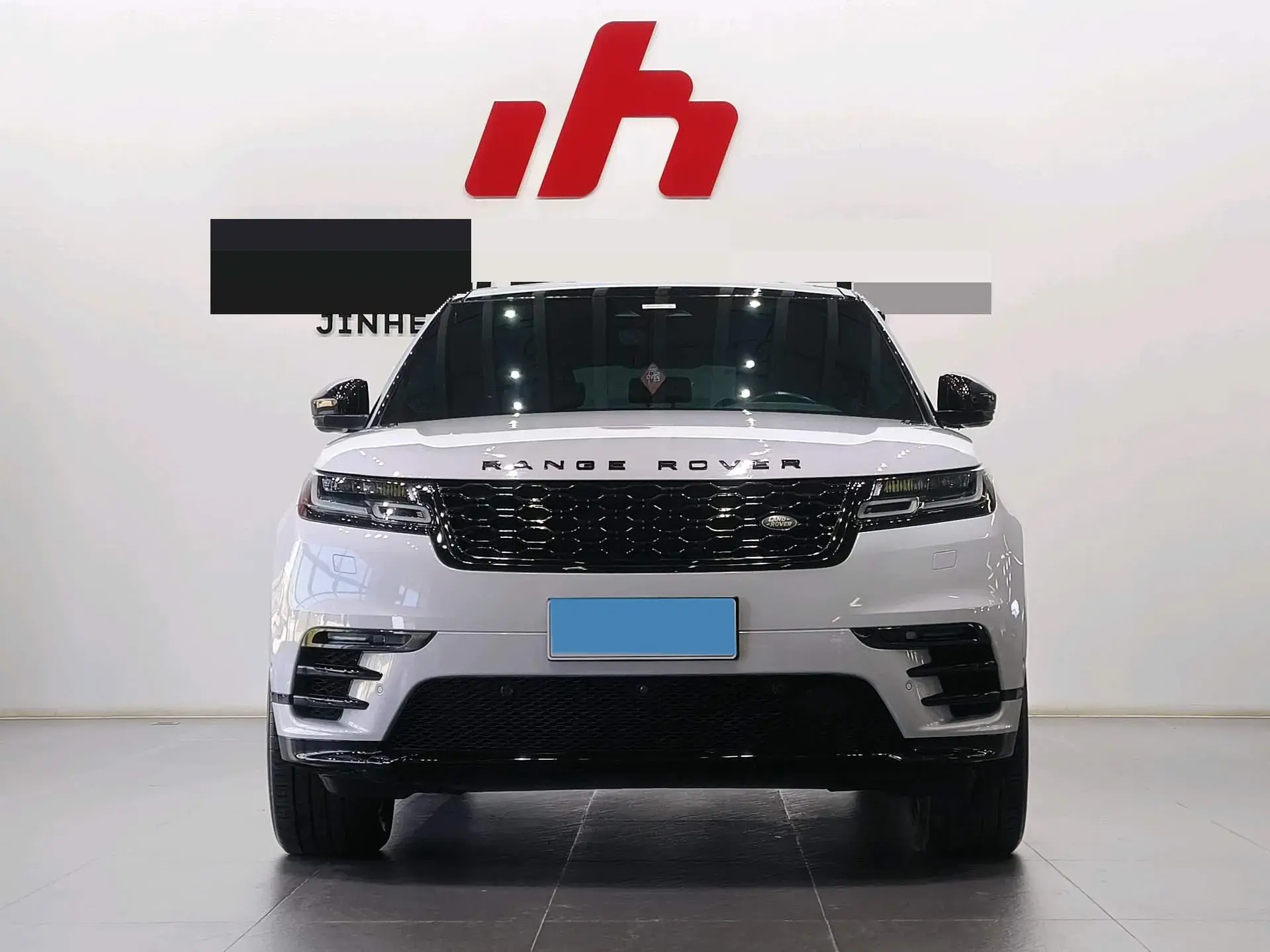 2020 LAND ROVER thumbnail 3