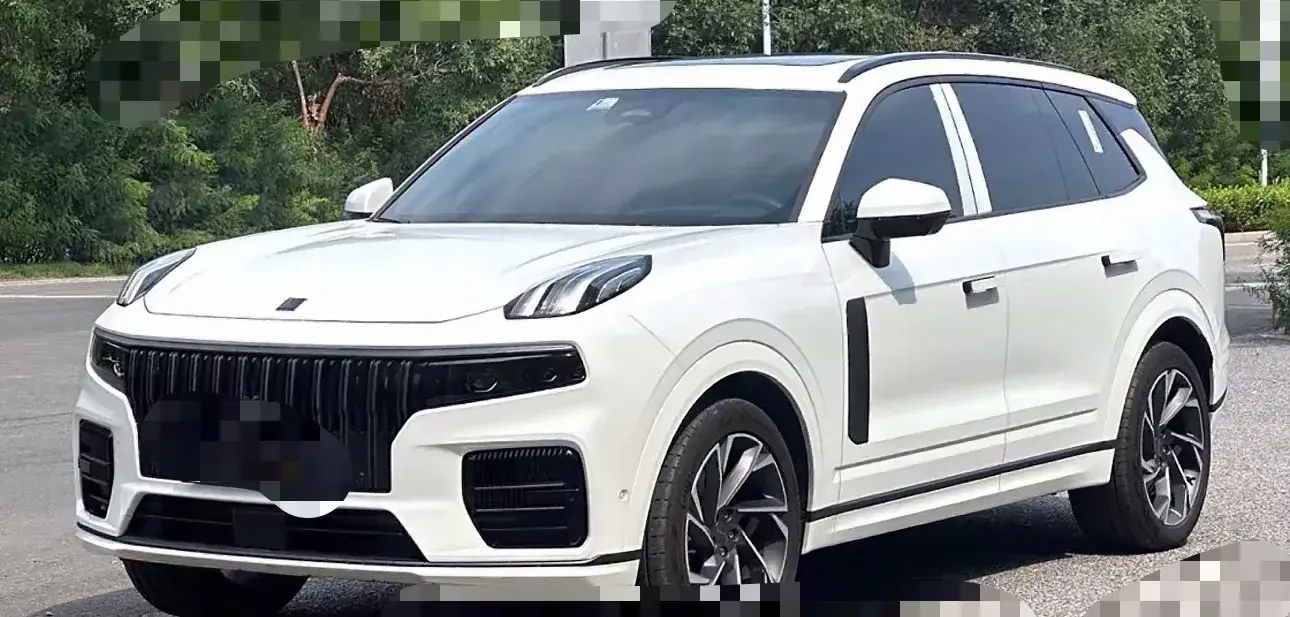 2021 LYNK&CO 09 view 1