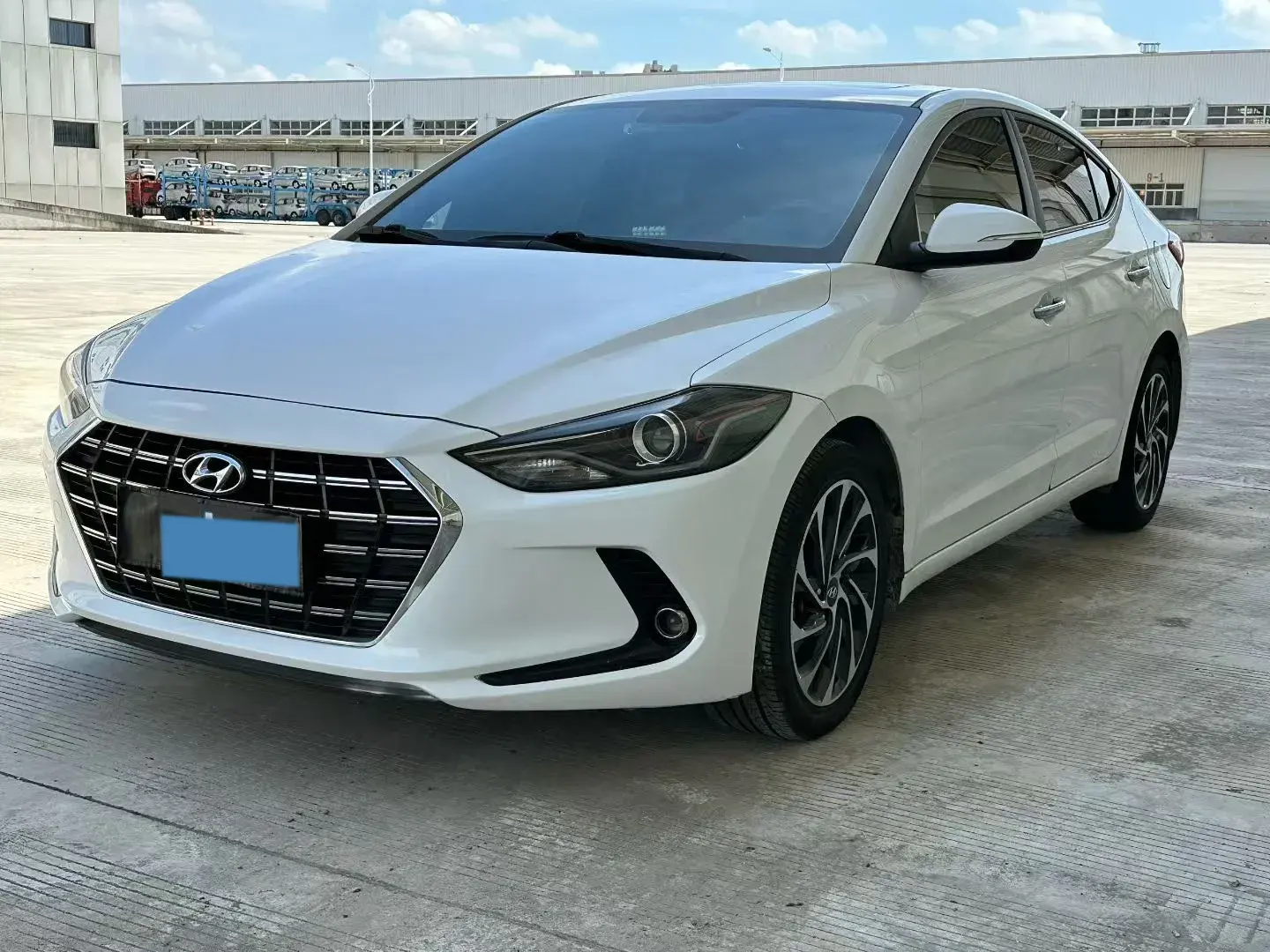 2019 HYUNDAI ELANTRA view 1
