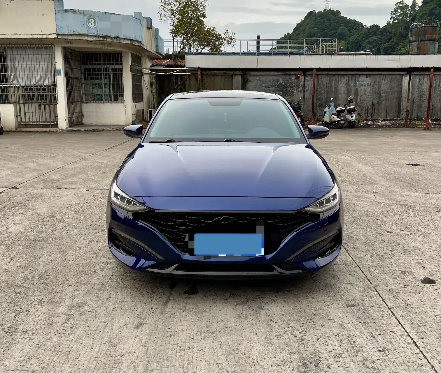 2019 HYUNDAI LA thumbnail 2