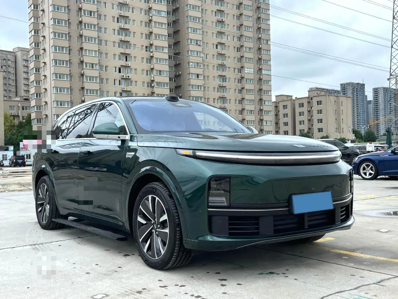 2025 LI L9 thumbnail 3