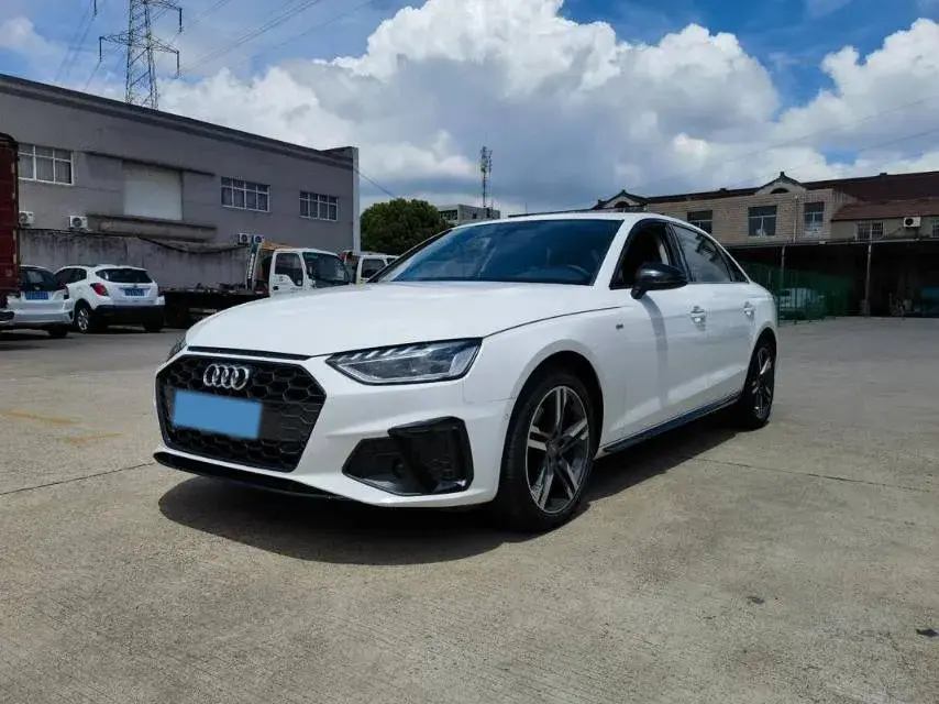 2020 AUDI A4L view 1