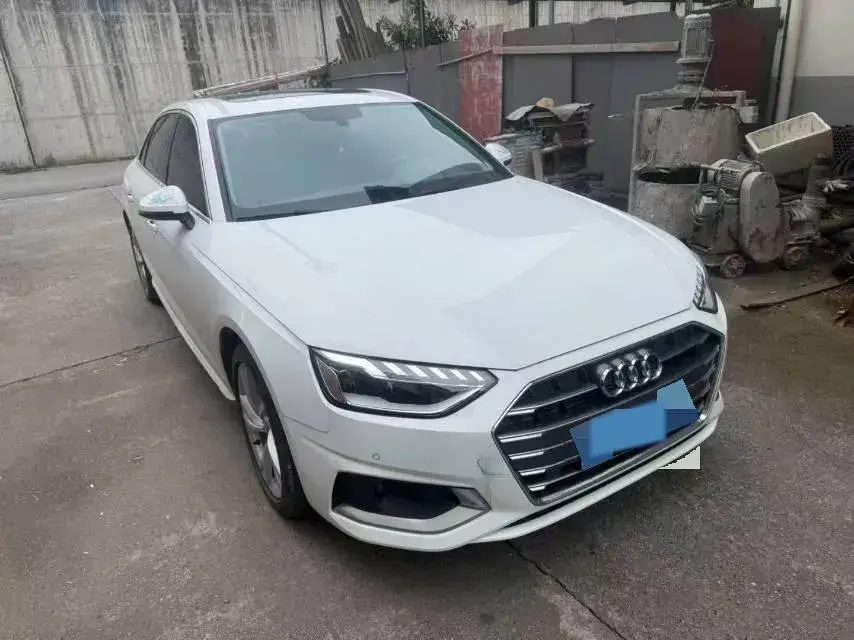 2020 AUDI A4L thumbnail 4