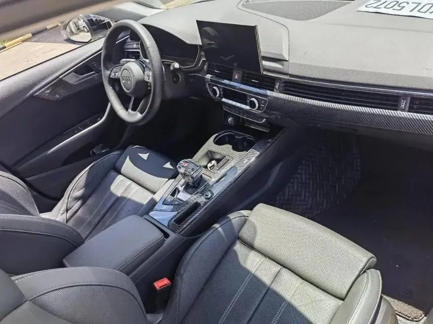 2020 AUDI A4L thumbnail 3