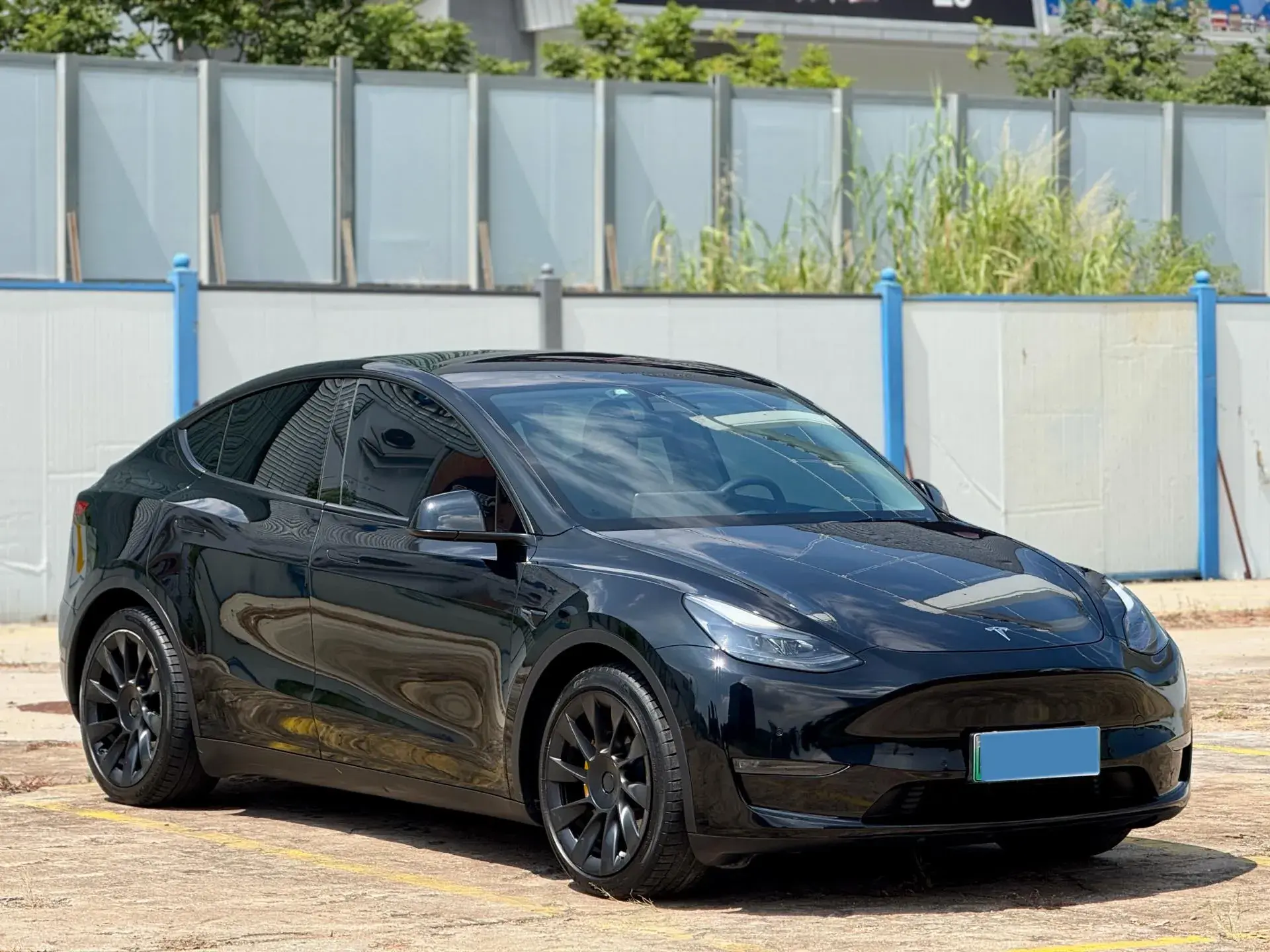 2021 TESLA MODEL thumbnail 3