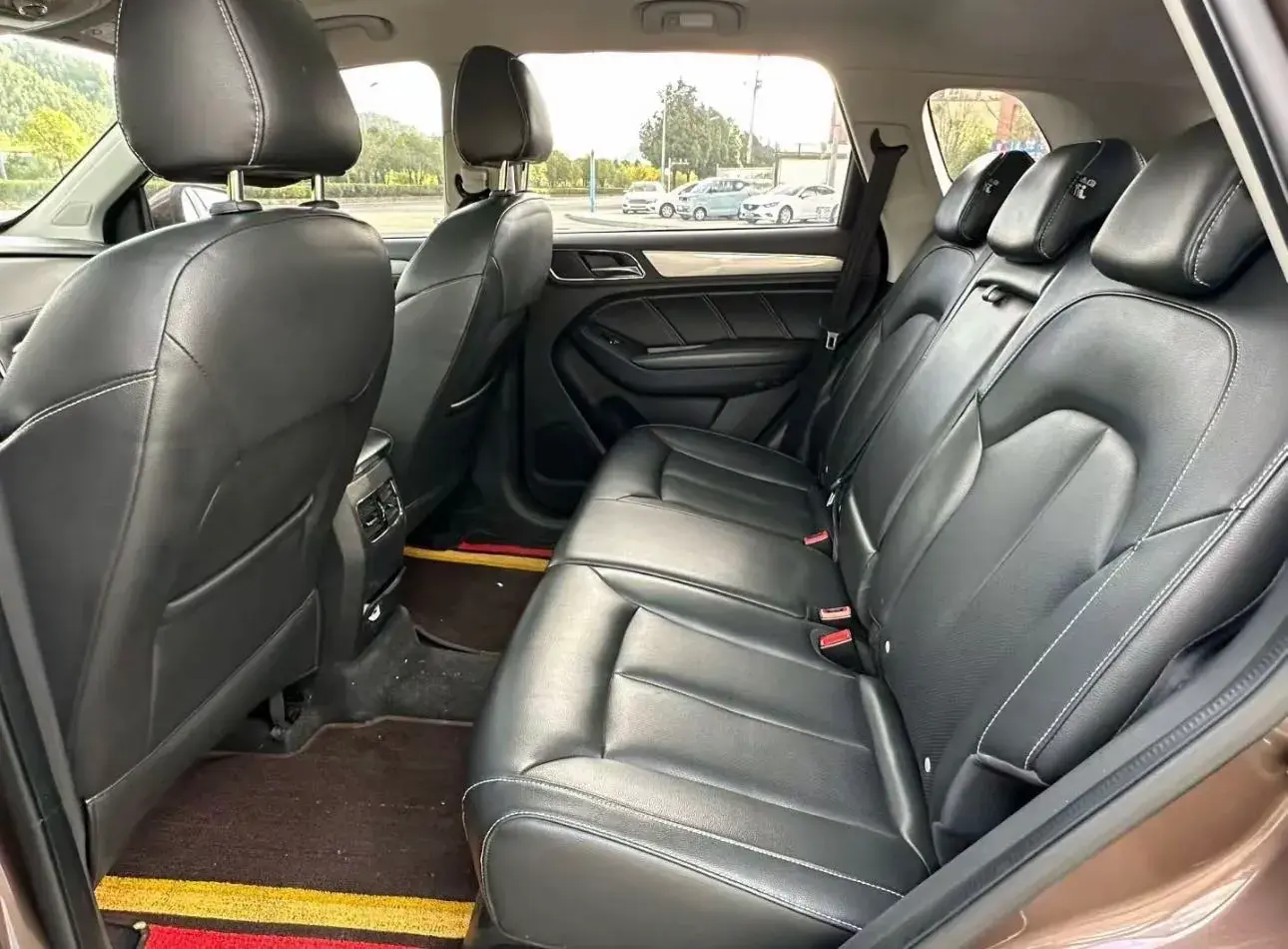 2017 ROEWE RX5 thumbnail 4