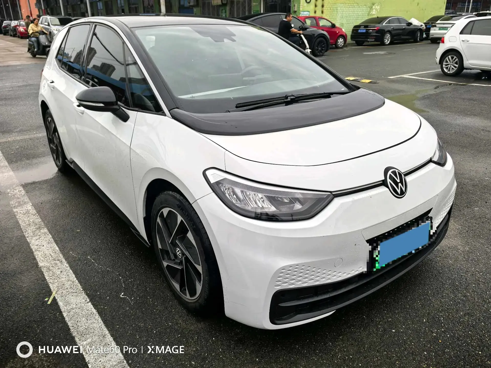 2024 VOLKSWAGEN ID.3 thumbnail 2