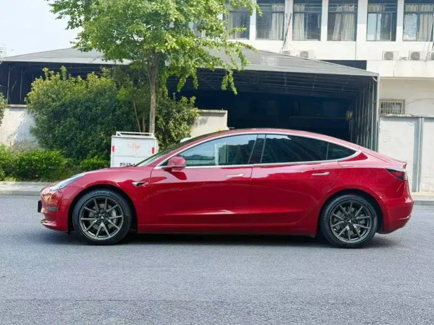 2019 TESLA MODEL thumbnail 3