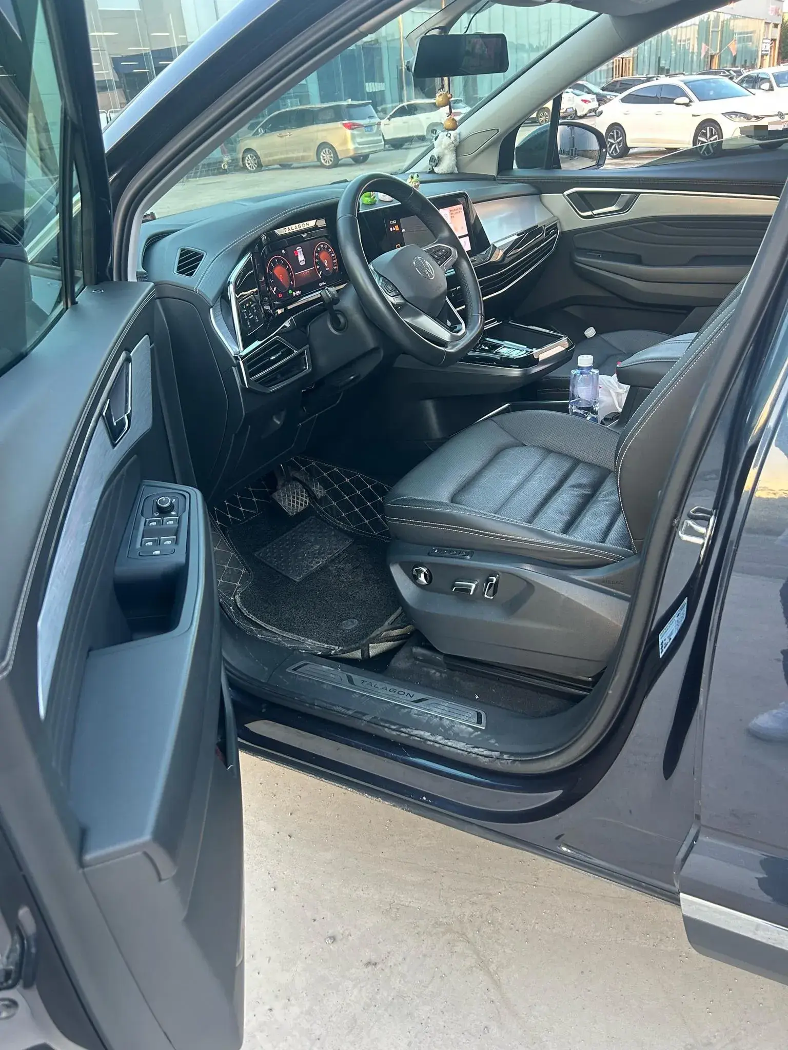 2021 VOLKSWAGEN TALAGON thumbnail 3