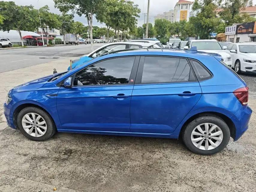 2019 VOLKSWAGEN POLO thumbnail 3