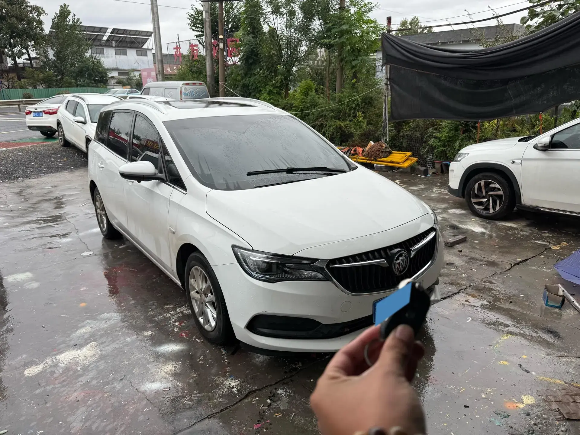 2021 BUICK GL6 thumbnail 2