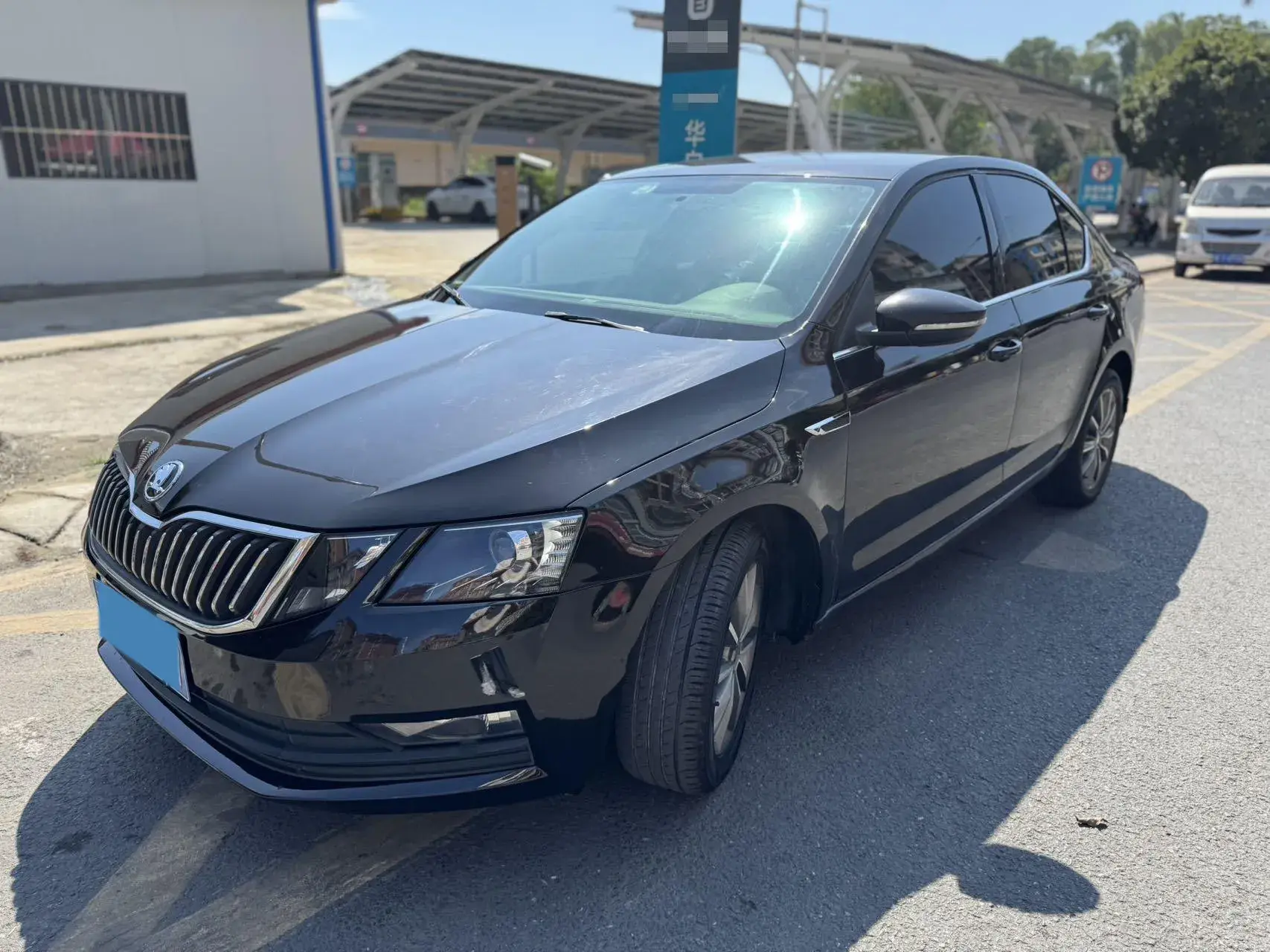 2018 SKODA OCTAVIA view 1