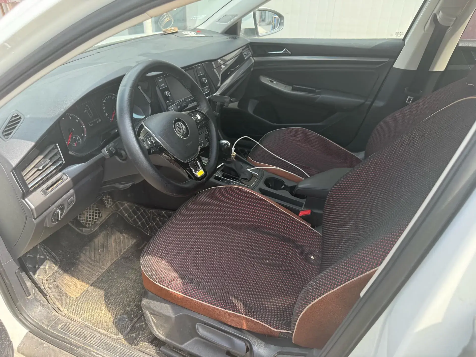 2020 VOLKSWAGEN BORA thumbnail 3