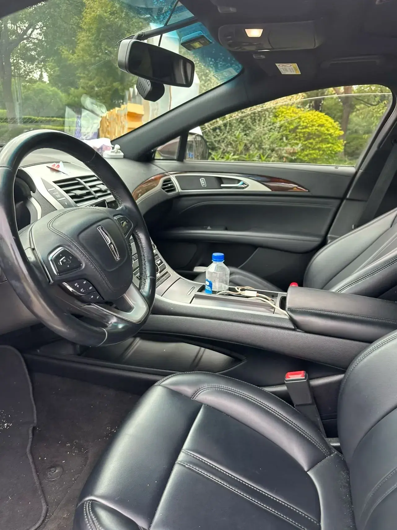 2019 LINCOLN MKZ thumbnail 2