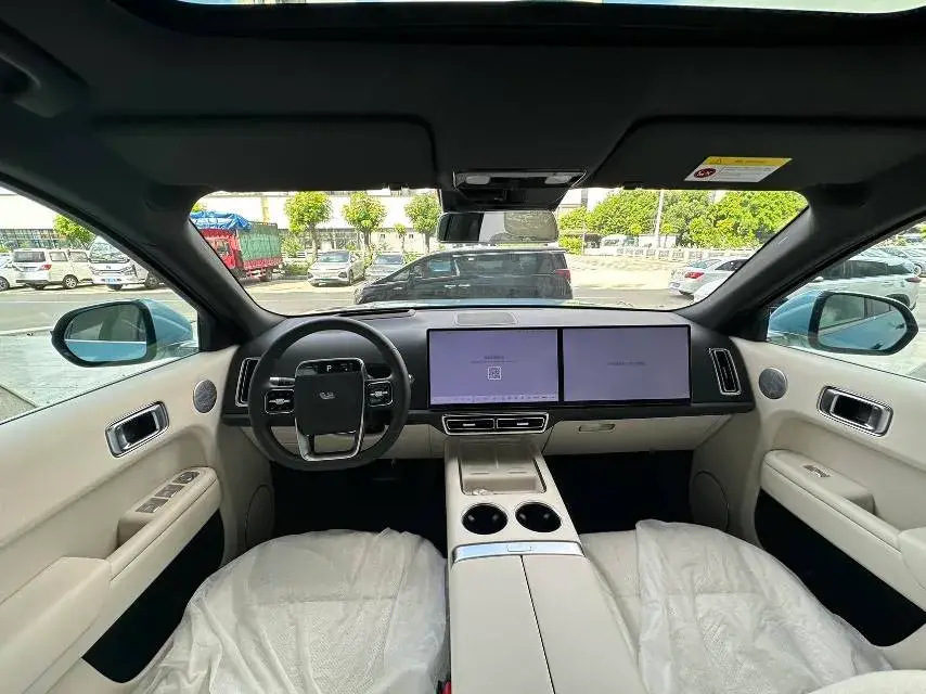 2024 LI L8 thumbnail 4