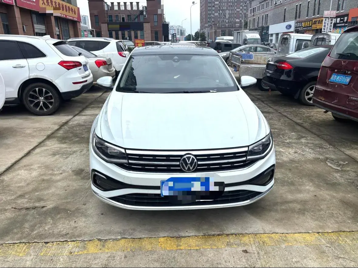 2023 VOLKSWAGEN BORA thumbnail 2