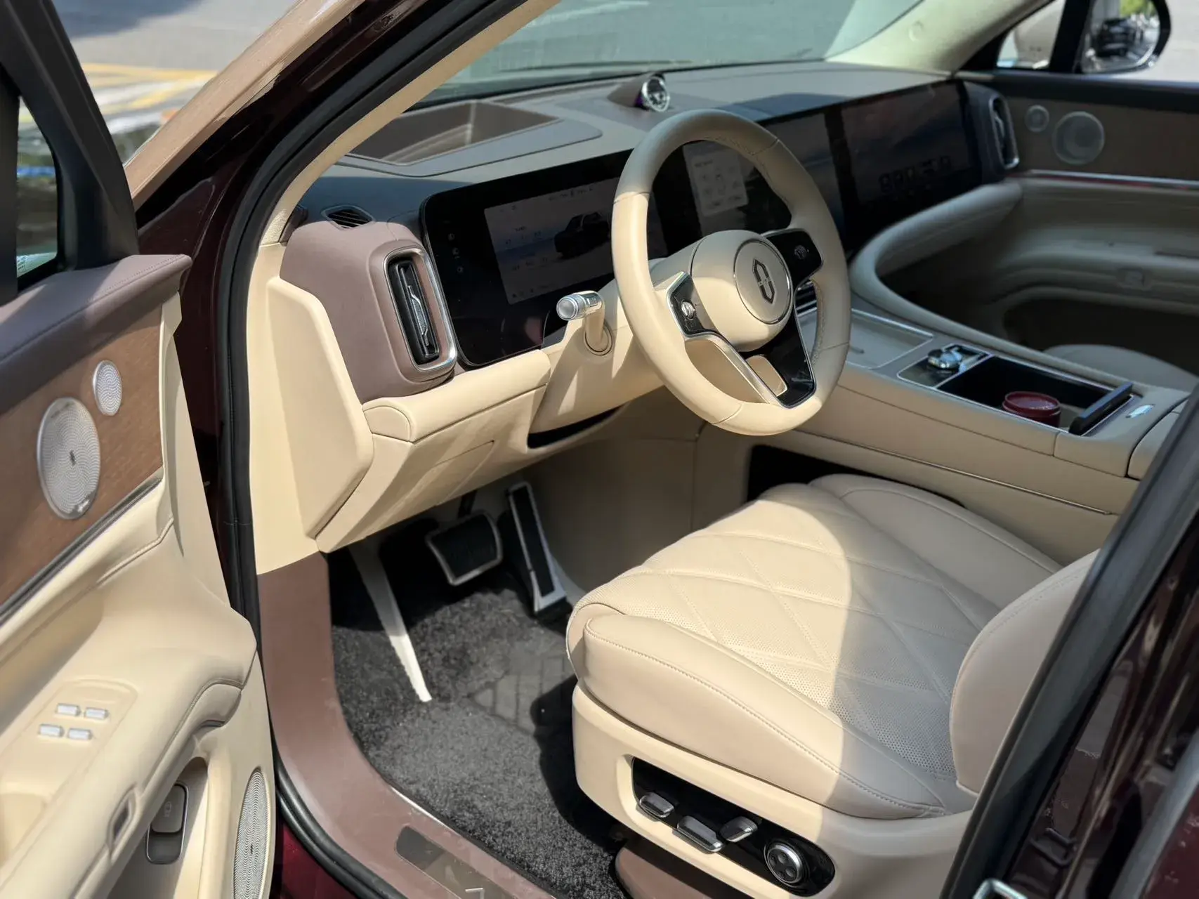 2025 HIMA AITO thumbnail 4