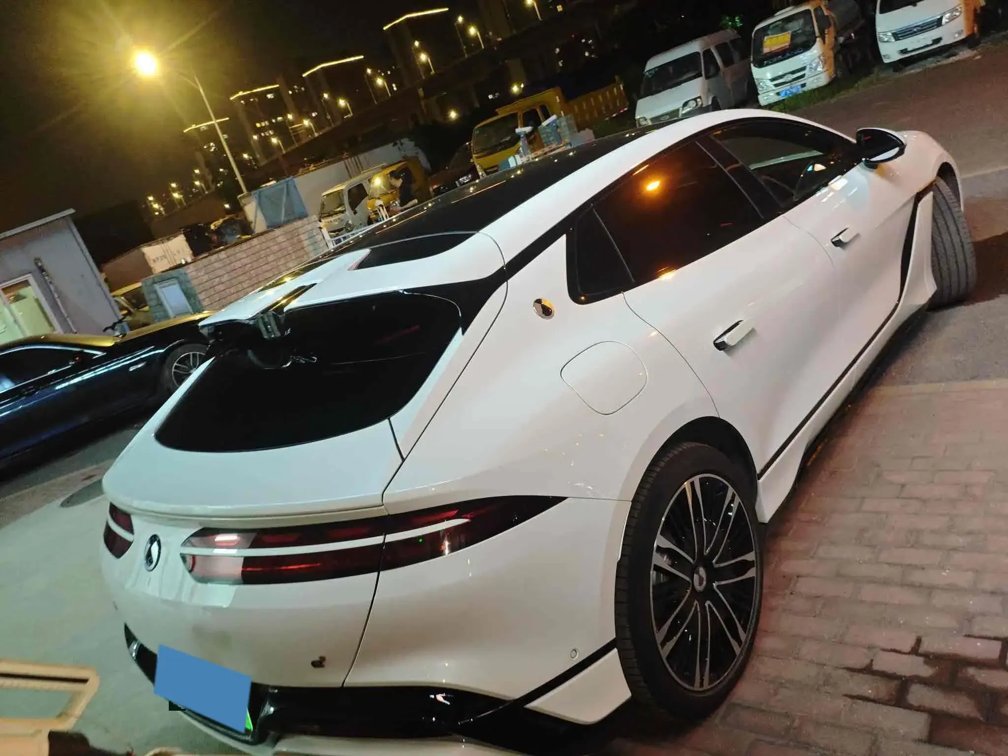 2024 DENZA DENZAZ9GT thumbnail 3