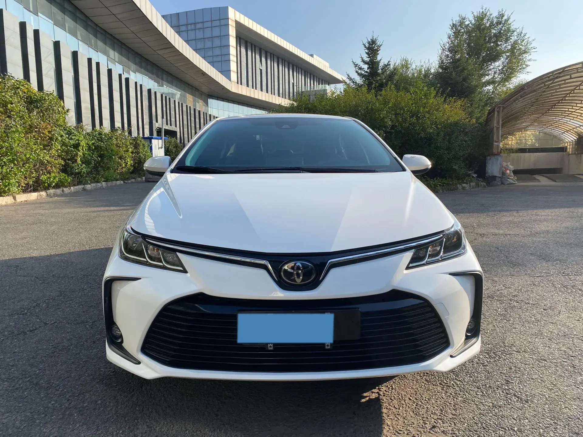 2021 TOYOTA COROLLA thumbnail 2