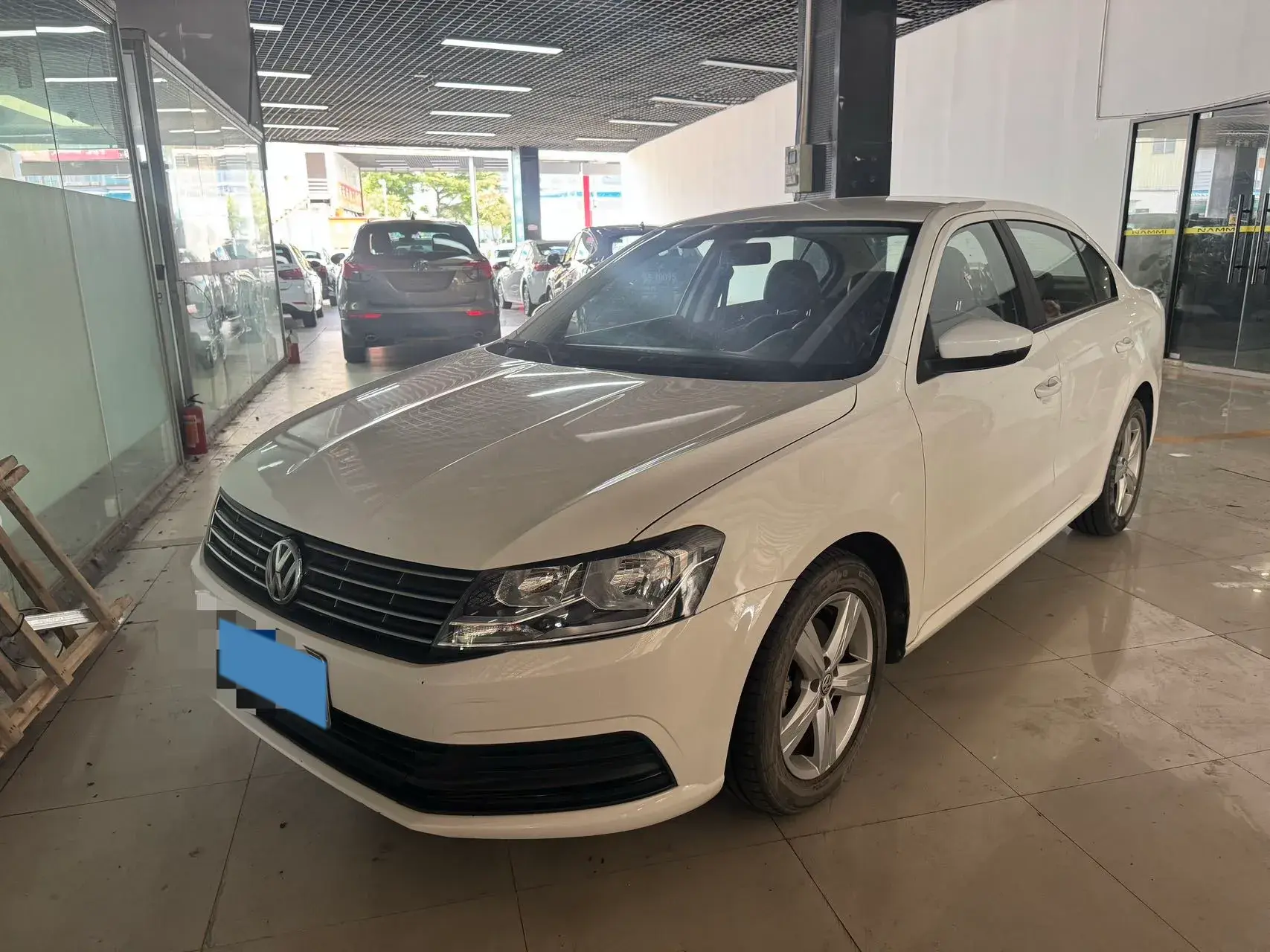 2017 VOLKSWAGEN LAVIDA view 1
