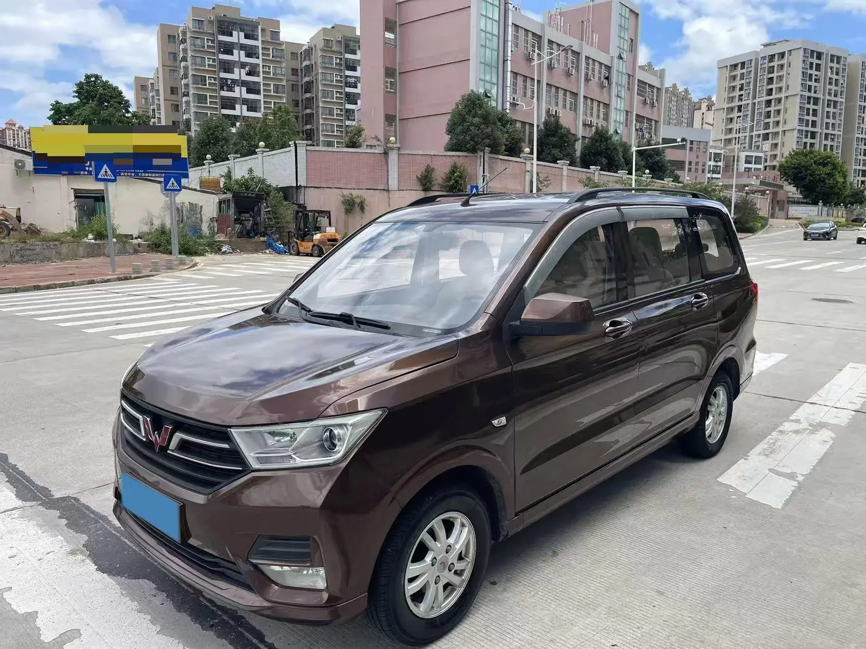 2018 WULING HONGGUANG view 1