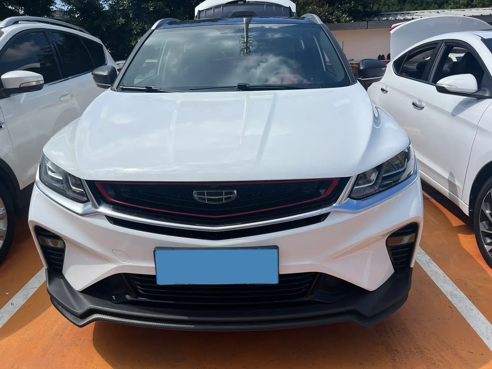 2020 GEELY COOLRAY thumbnail 2