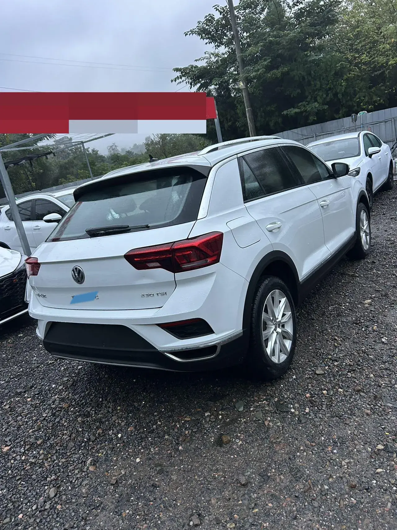 2020 VOLKSWAGEN T-ROC thumbnail 4