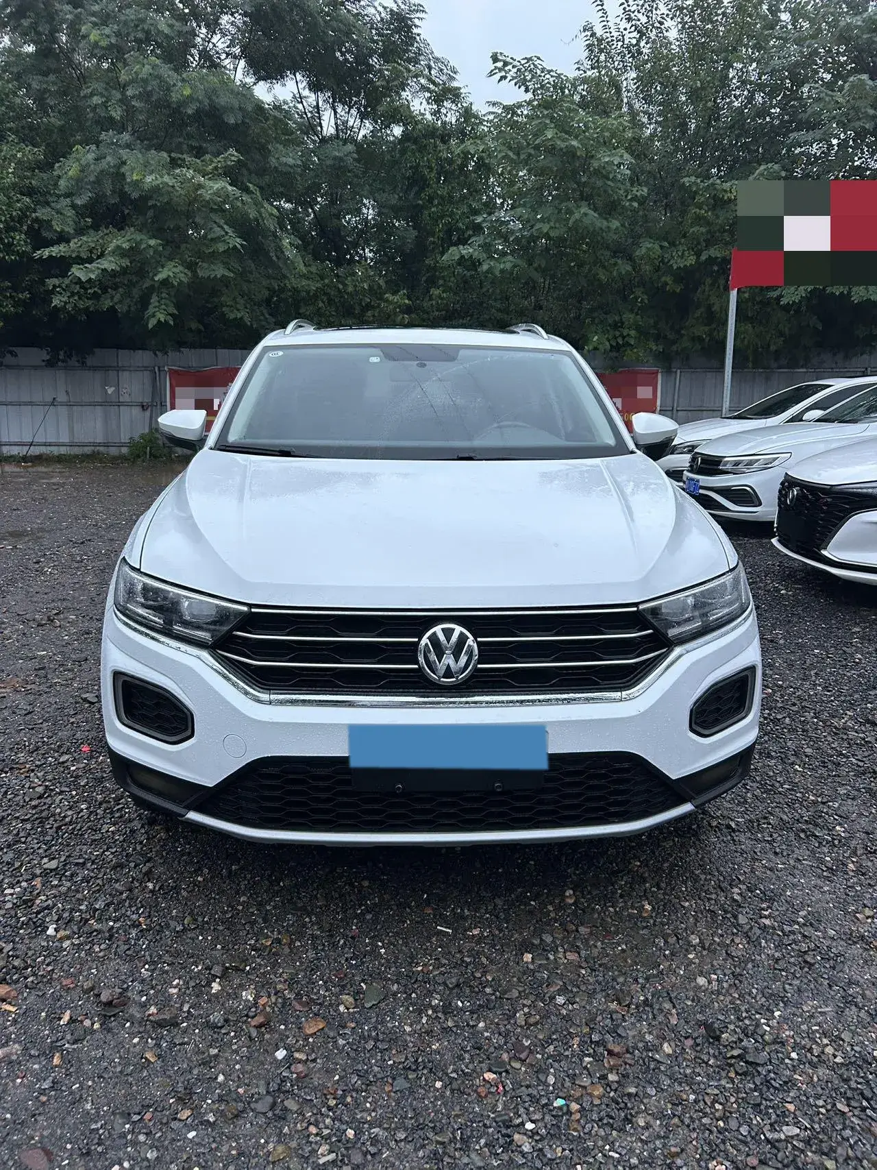 2020 VOLKSWAGEN T-ROC thumbnail 2