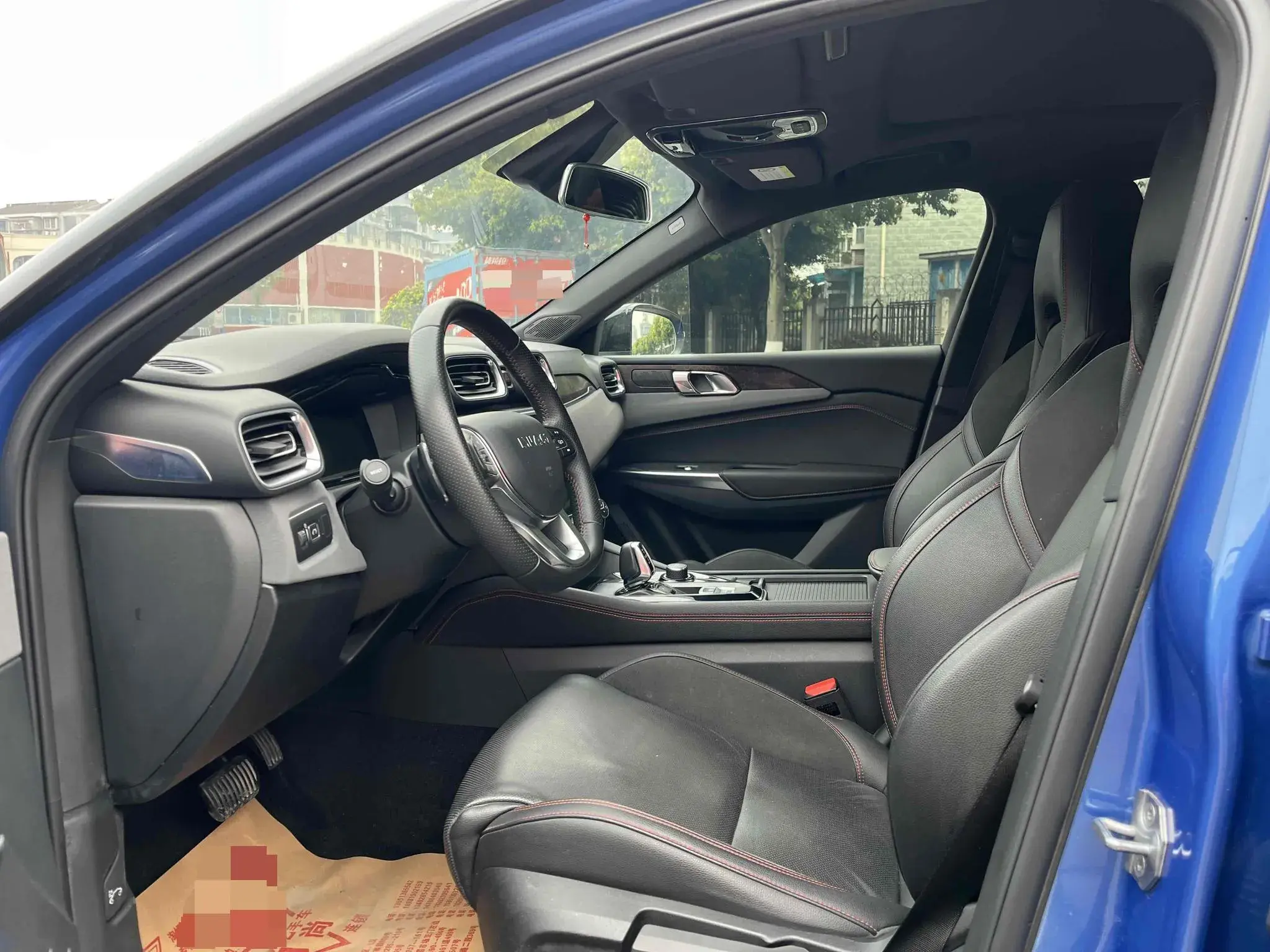 2019 LYNK&CO 03 thumbnail 4