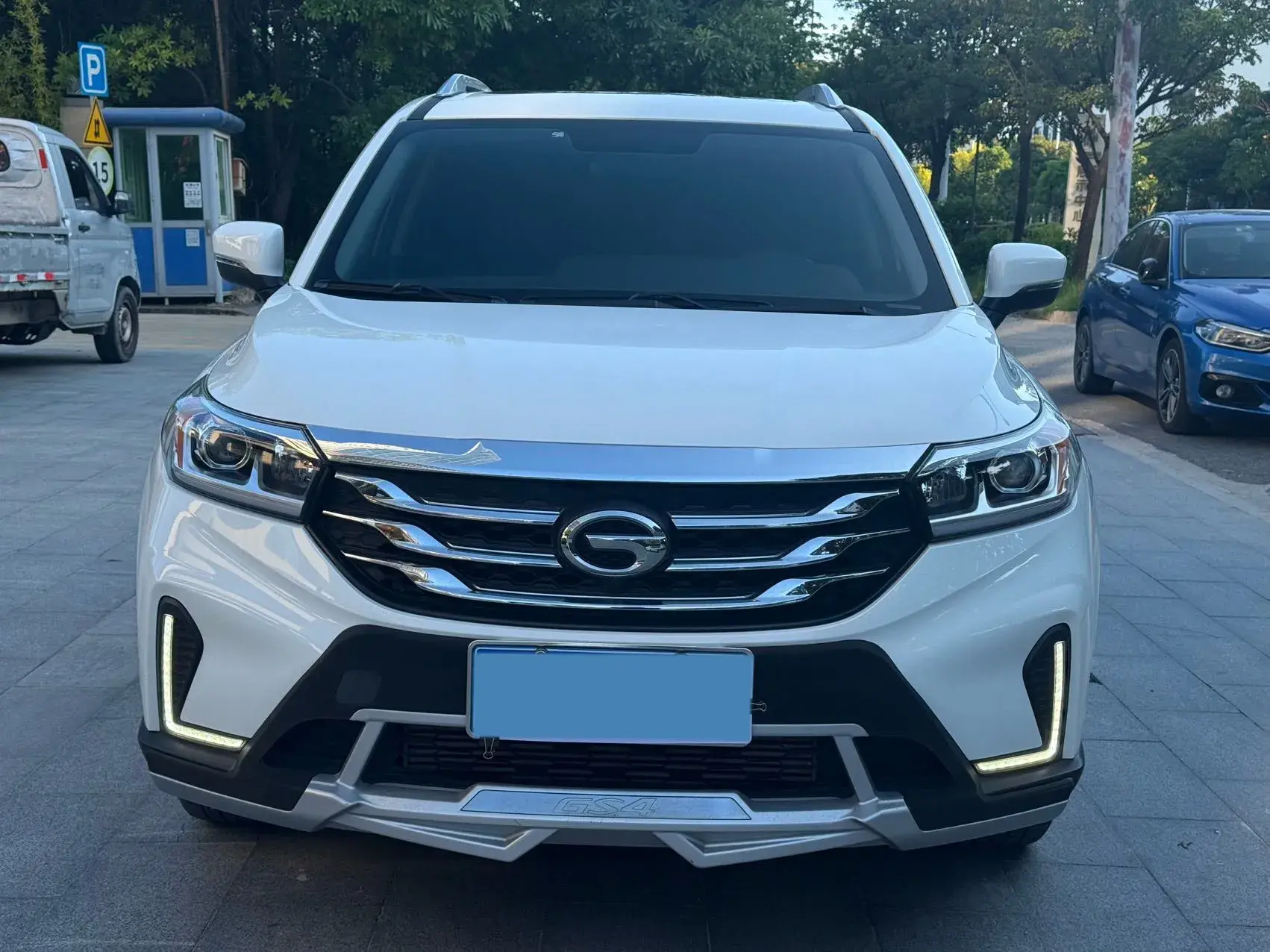 2019 GAC TRUMPCHI thumbnail 2