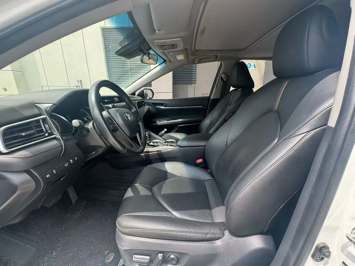 2019 TOYOTA CAMRY thumbnail 4