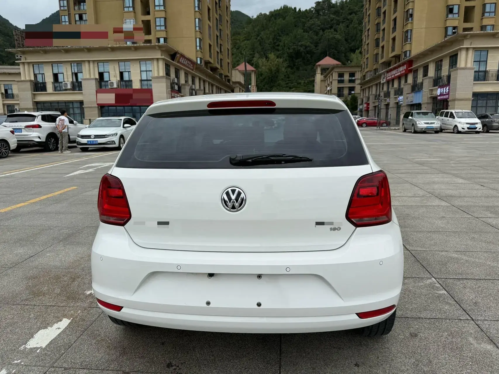 2018 VOLKSWAGEN POLO thumbnail 3