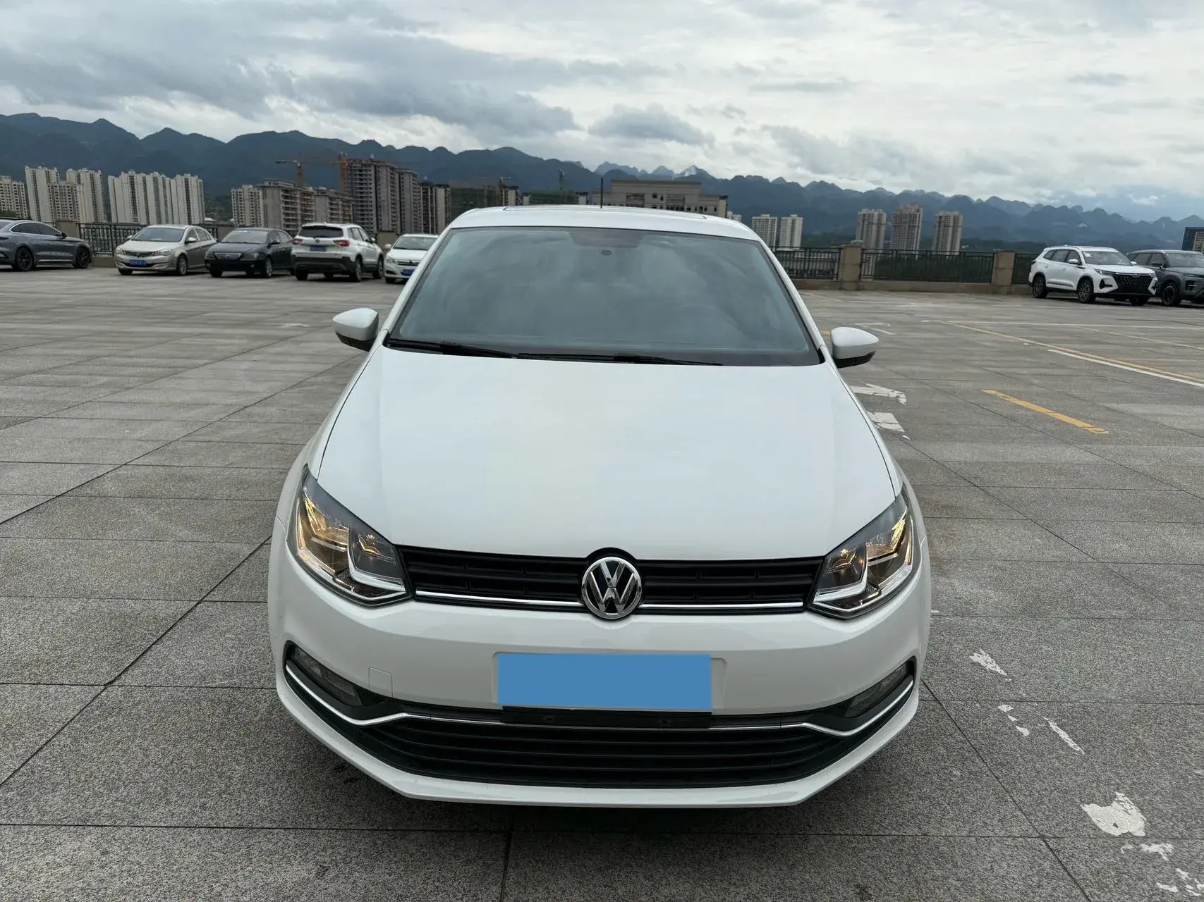 2018 VOLKSWAGEN POLO thumbnail 2