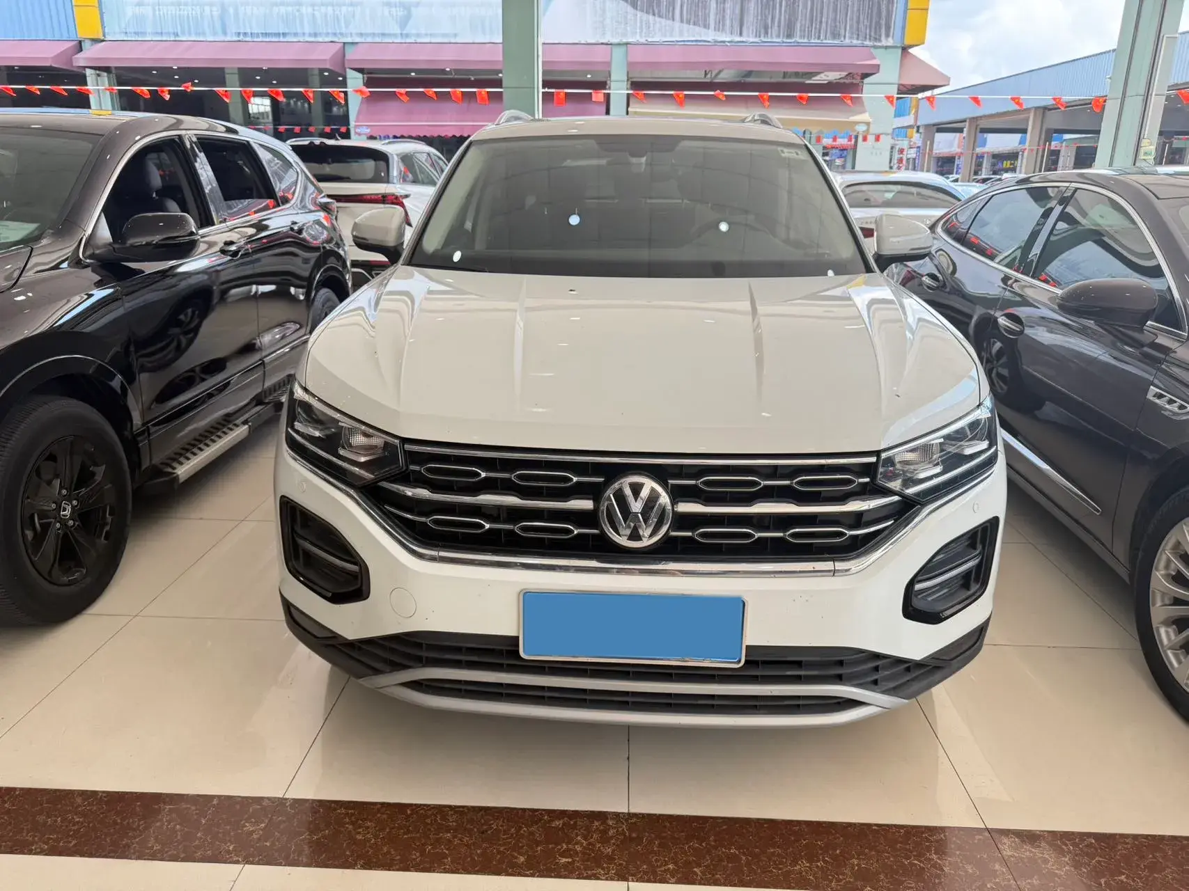 2020 VOLKSWAGEN TAYRON thumbnail 2