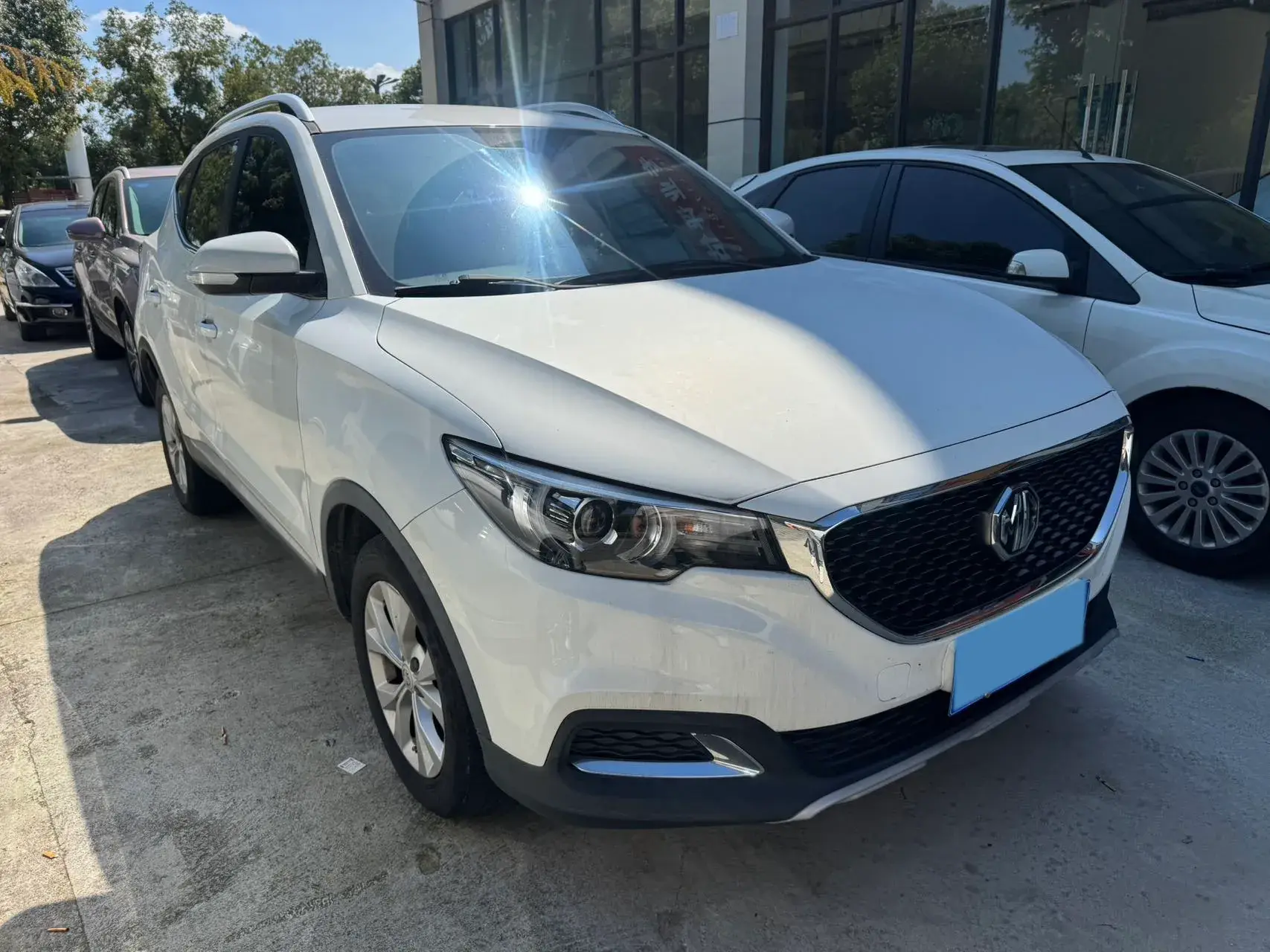 2017 MG ZS thumbnail 3