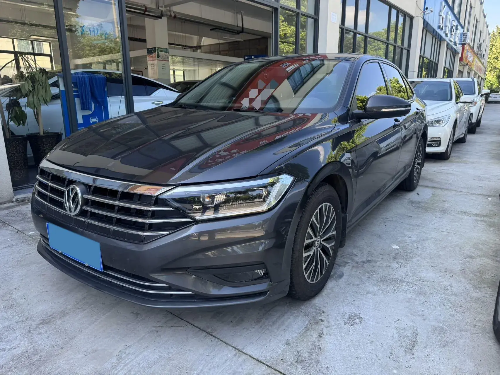 2019 VOLKSWAGEN SAGITAR view 1