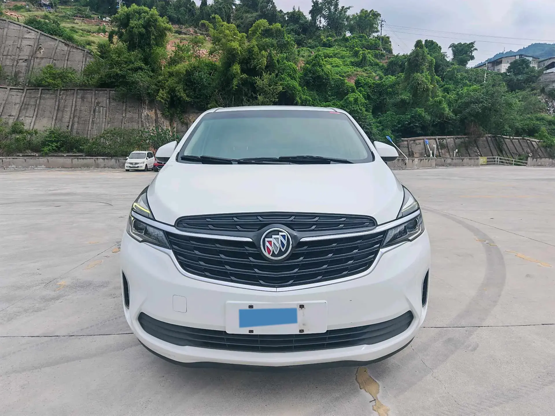 2021 BUICK GL8 thumbnail 2