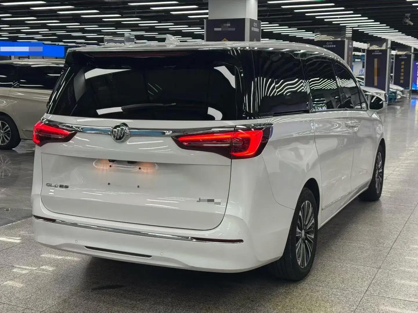 2020 BUICK GL8 thumbnail 3