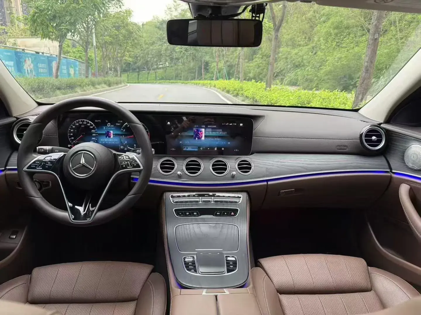 2022 MERCEDES-BENZ E thumbnail 3