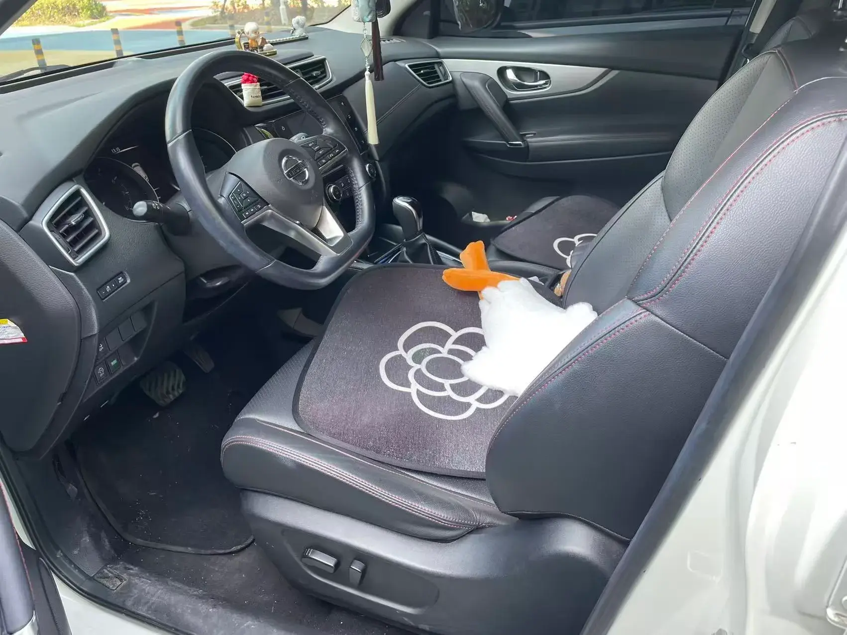 2021 NISSAN QASHQAI thumbnail 3