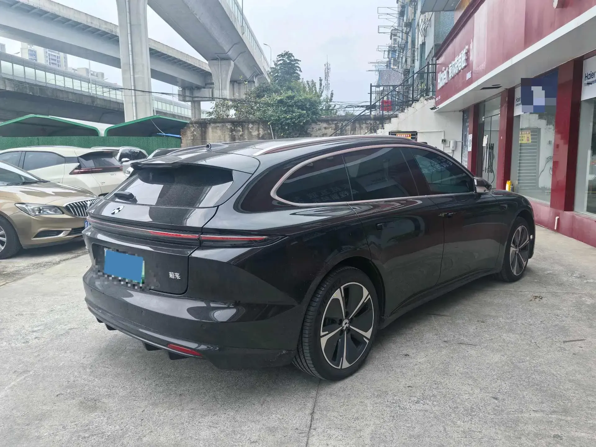 2025 NIO ET5T thumbnail 3