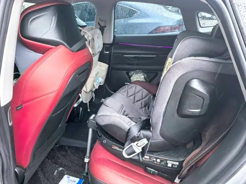 2020 XPENG P7 thumbnail 3