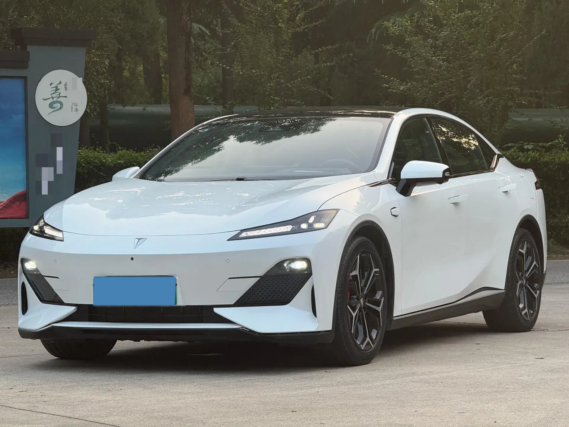 2023 DEEPAL SL03 view 1