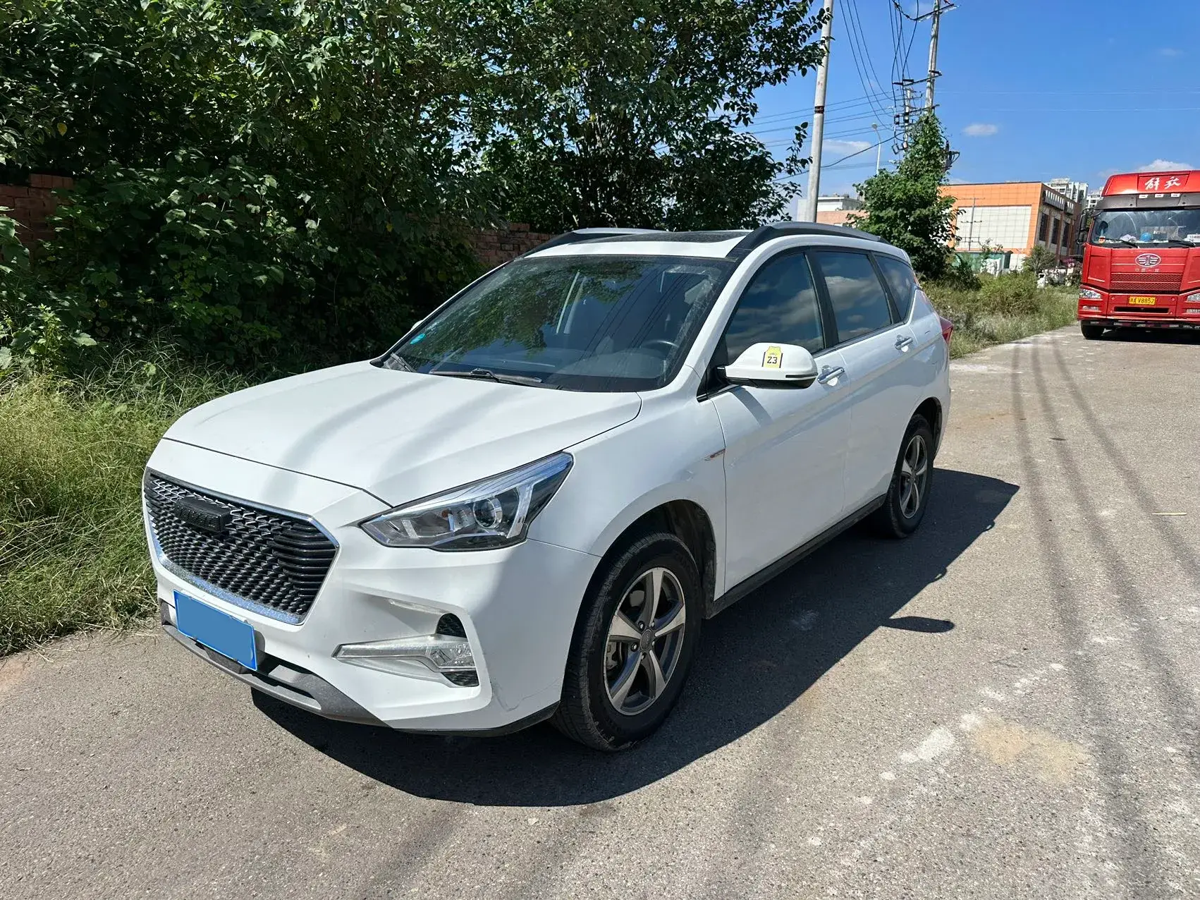 2019 HAVAL M6 view 1