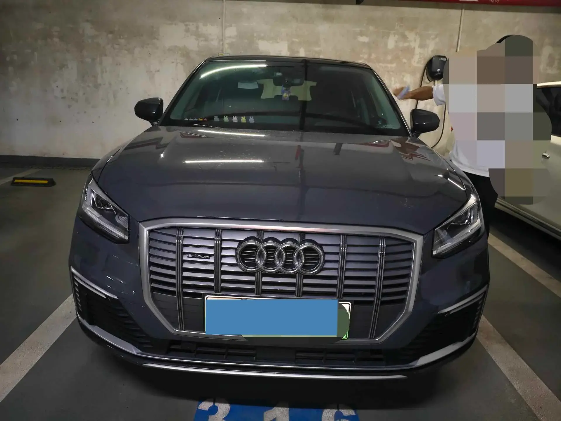 2019 AUDI Q2L thumbnail 2