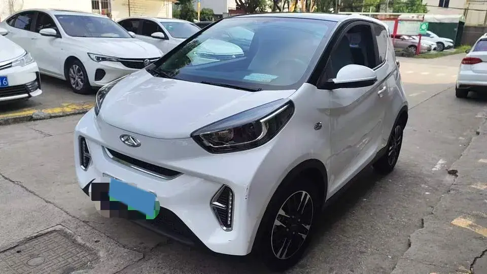 2022 CHERY LITTLE view 1