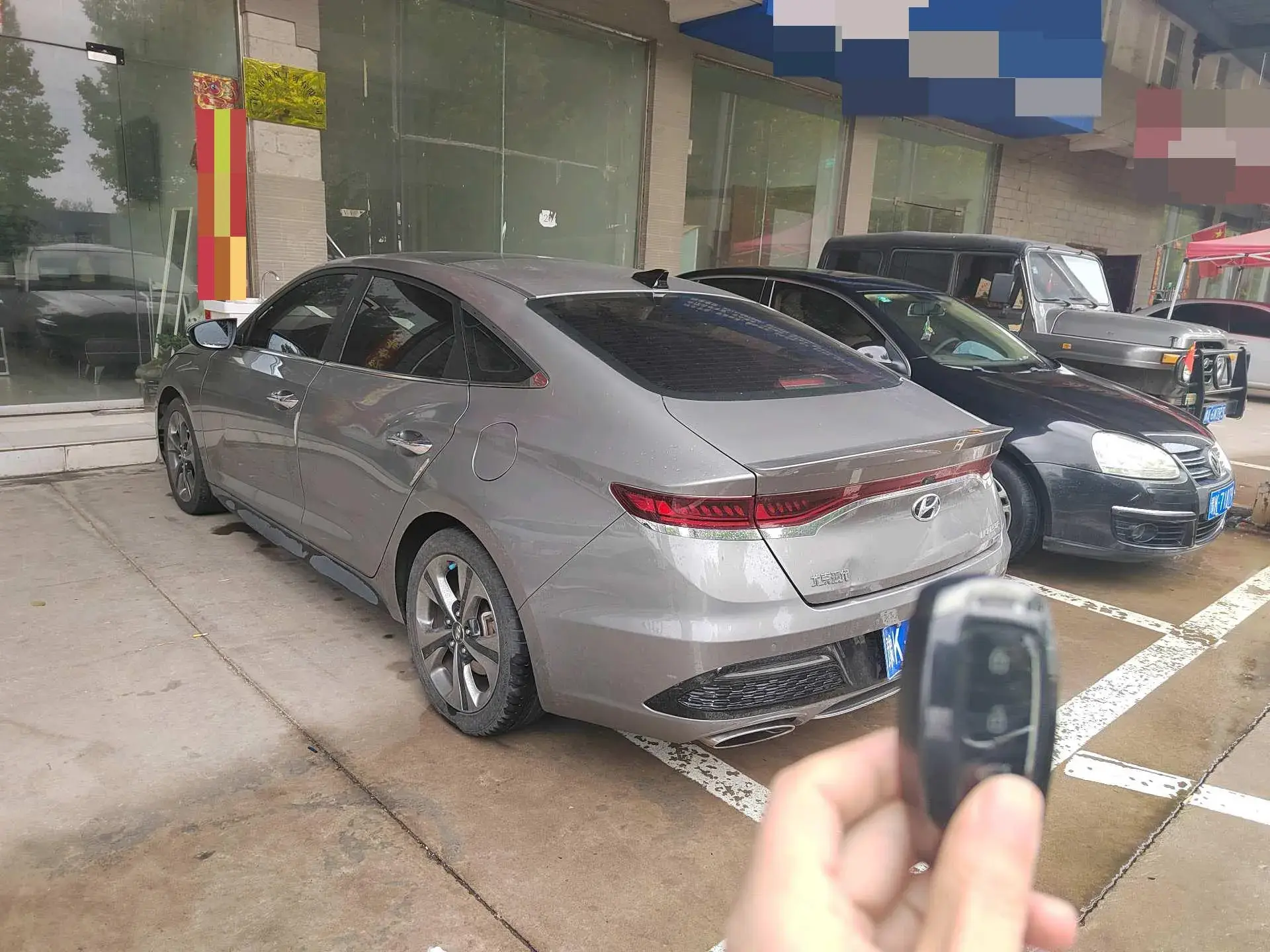 2019 HYUNDAI LA thumbnail 4