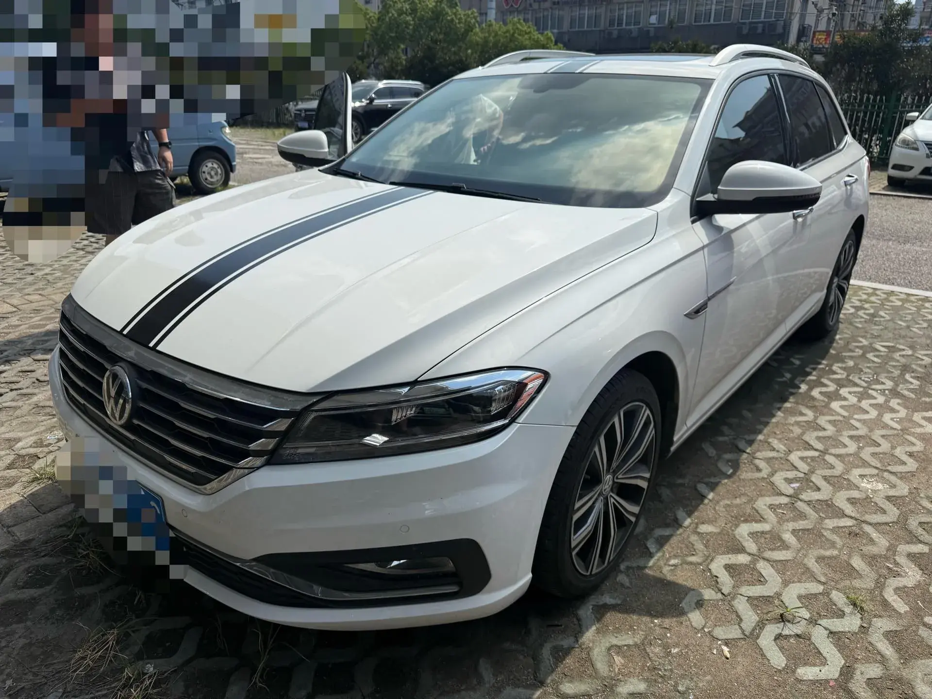 2018 VOLKSWAGEN LAVIDA view 1