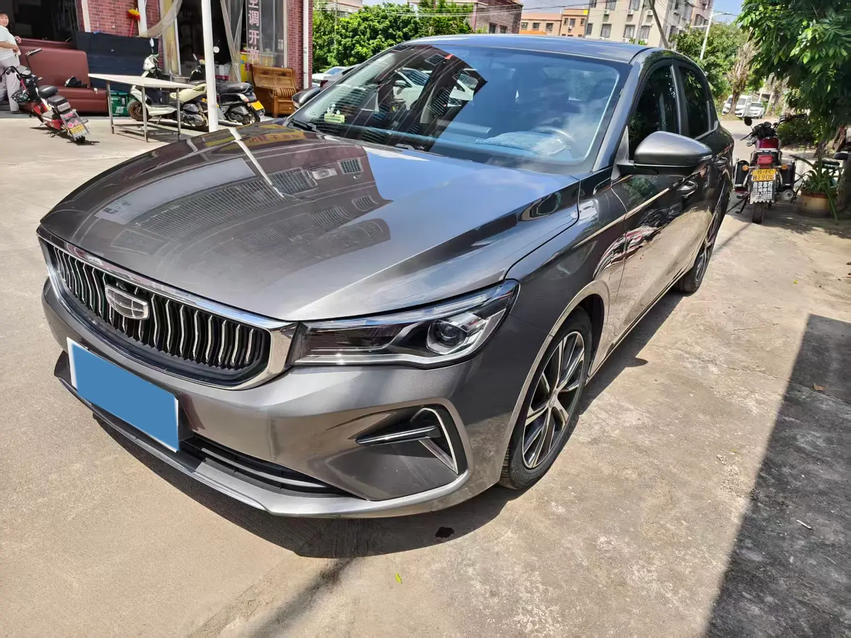 2022 GEELY EMGRAND view 1